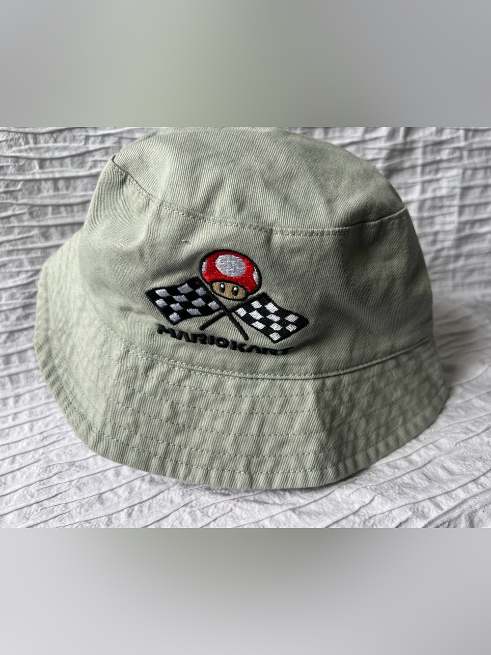 Super Mario Reversible Bucket Hat Boys OSFM Nintendo Mario Kart Gray